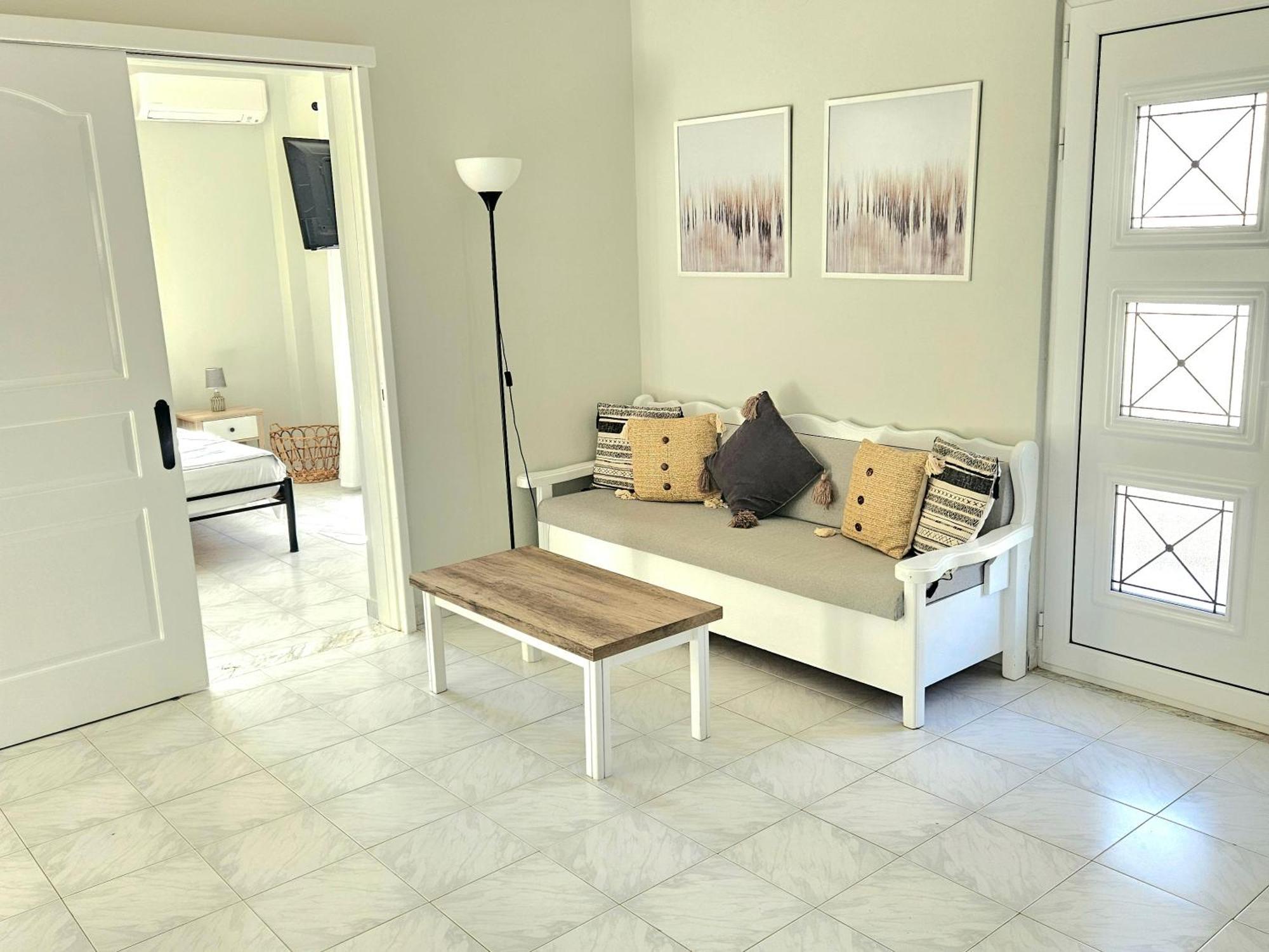 Damatria Studio Kárpatos Exterior foto